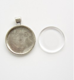 Pendant 25mm Round Bezel Setting